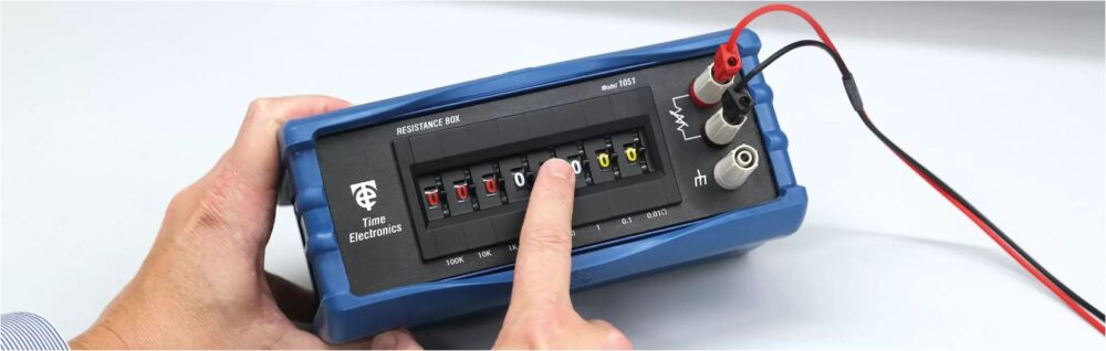 Hộp điện trở chuẩn 1051